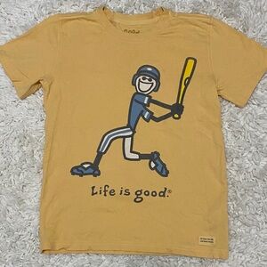 Life Is Good yellow short sleeve shirt boys size Large Boy playing baseball ¥